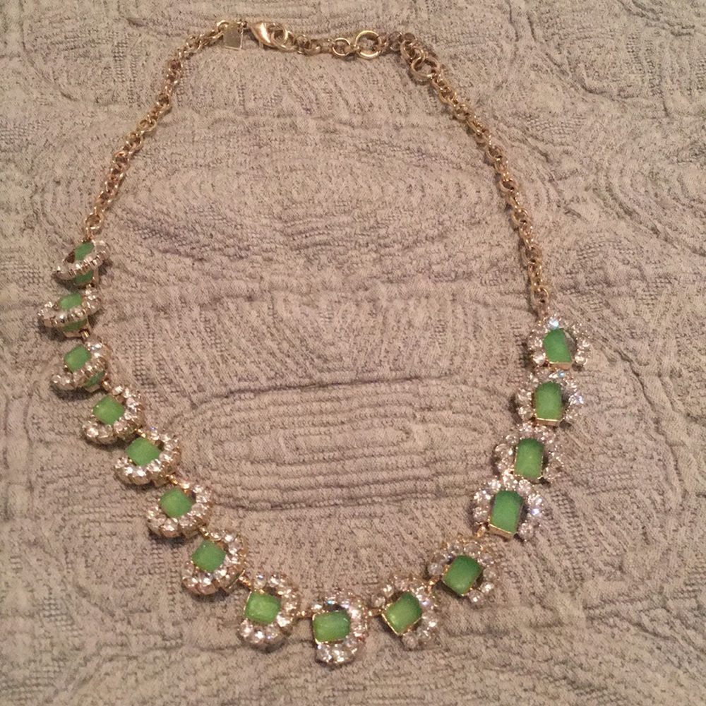 NWOT Banana Republic Mint/Gold Necklace